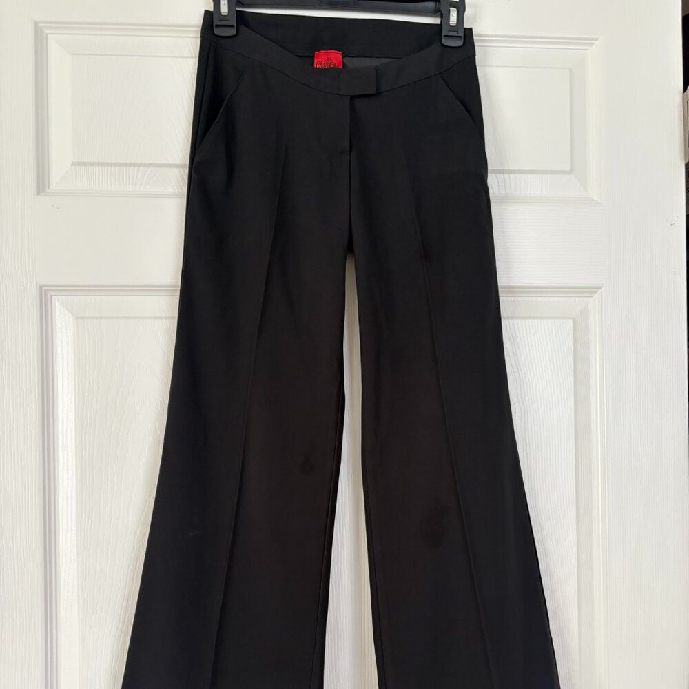 Woman flair pants by Cha-Cha red label. New size 2-4